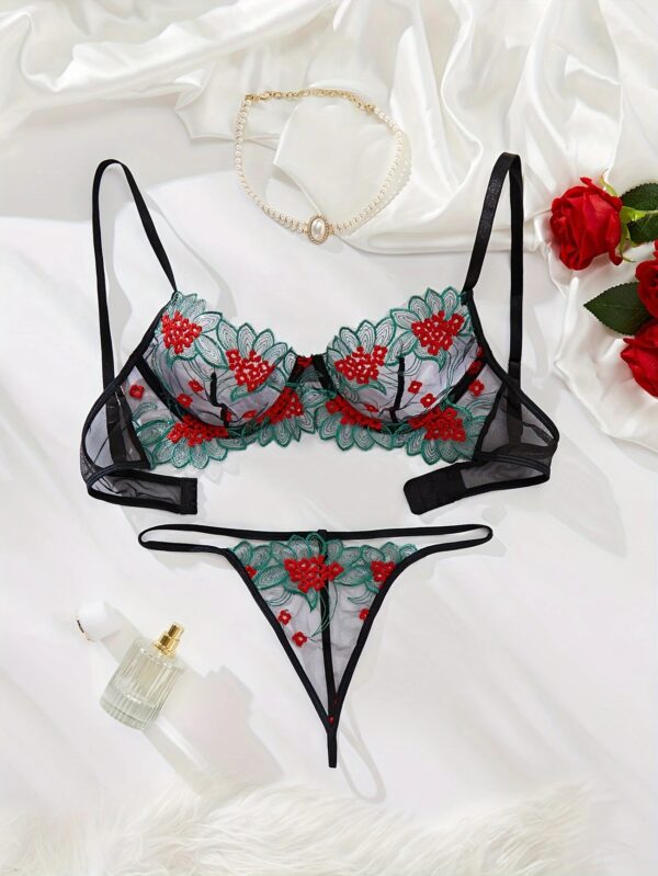 Lace & Floral-Embroidery-Lingerie