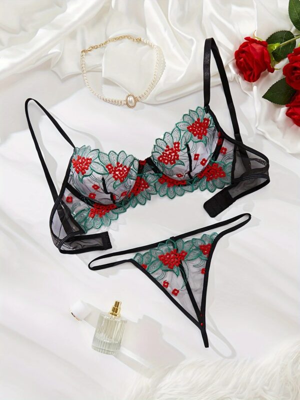 Lace & Floral-Embroidery-Lingerie