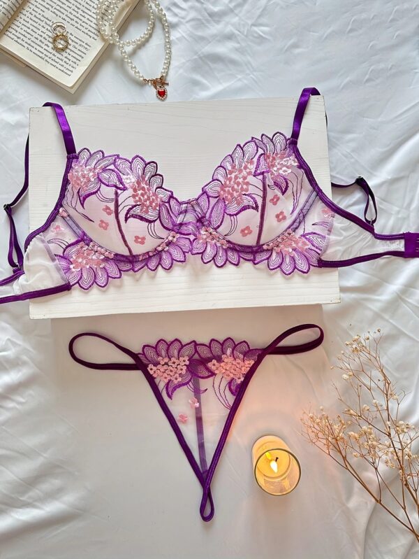Lace & Floral-Embroidery-Lingerie